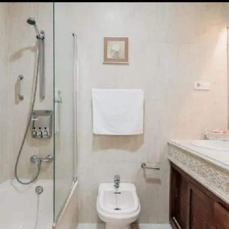 Kbm-1 Apartment Cadiz